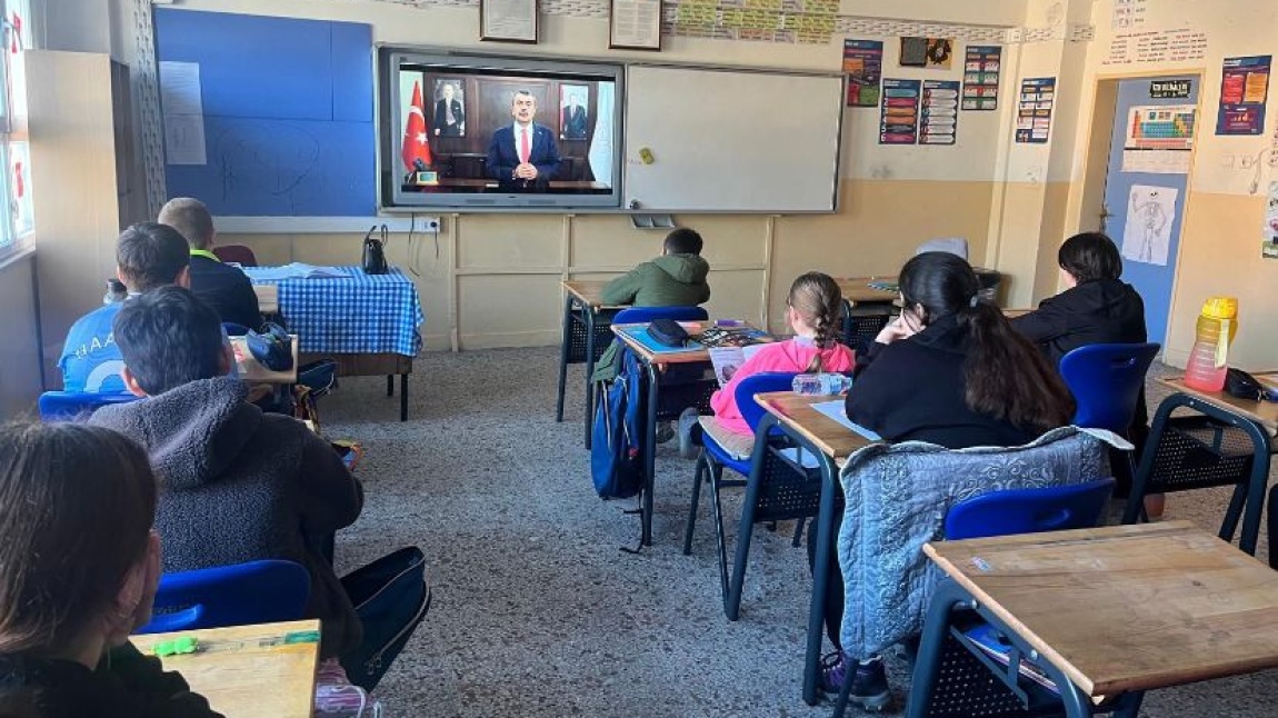 Cumhuriyet Haftası’nın İlk Dersi, “Dersimiz: Cumhuriyete Doğru” Filmiyle Başladı